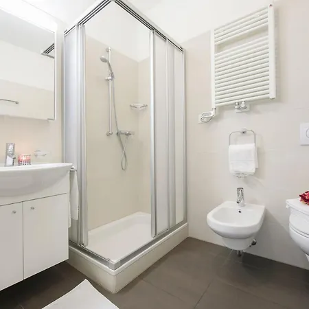 Apartment Mola Giglio *